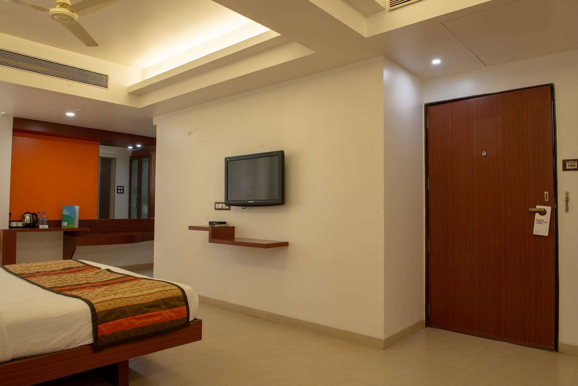 פונה Hotel Mint Montvert Baner מראה חיצוני תמונה