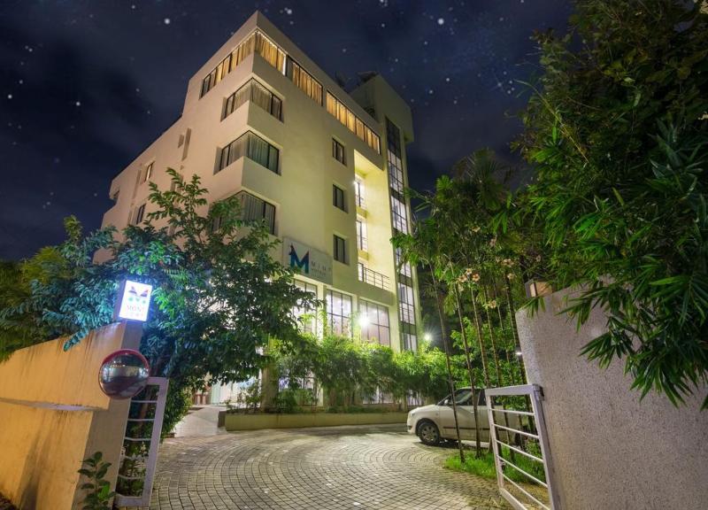 פונה Hotel Mint Montvert Baner מראה חיצוני תמונה