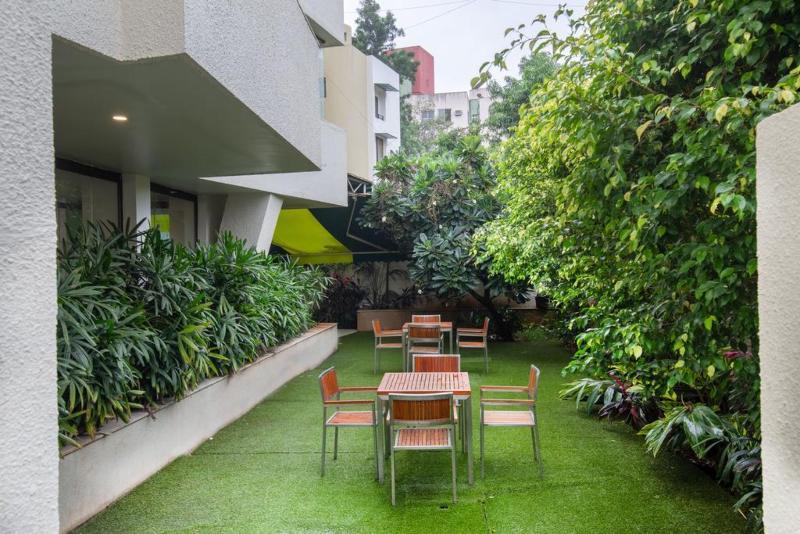 פונה Hotel Mint Montvert Baner מראה חיצוני תמונה