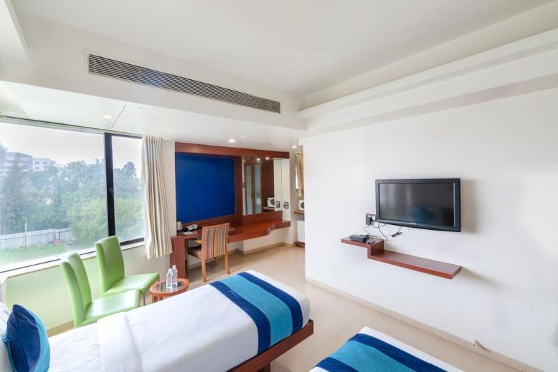 פונה Hotel Mint Montvert Baner מראה חיצוני תמונה