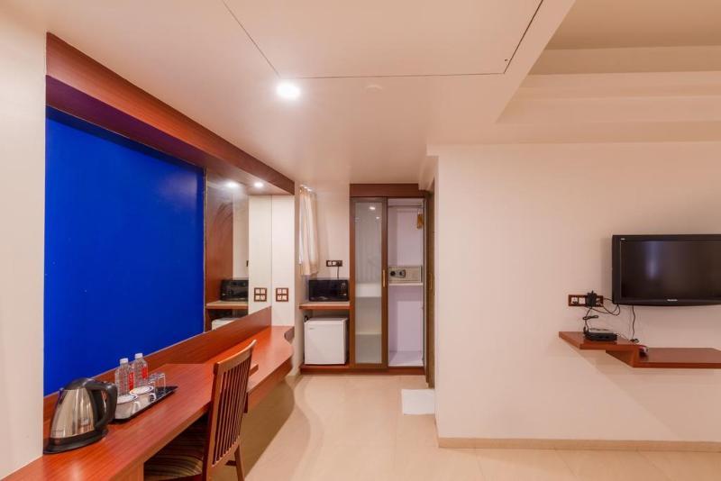 פונה Hotel Mint Montvert Baner מראה חיצוני תמונה