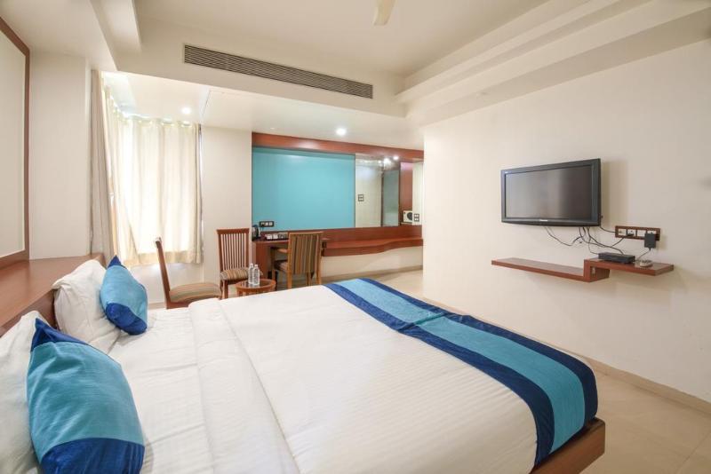 פונה Hotel Mint Montvert Baner מראה חיצוני תמונה